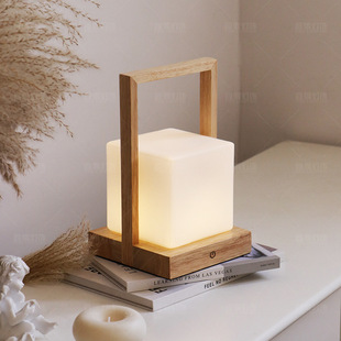 欧台灯原木风简约现代创意高级感客厅茶室卧室充电氛围灯床头灯
