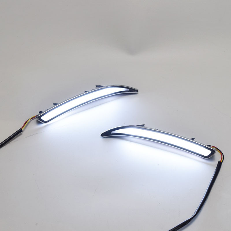 新君威GS专用LED日行灯高亮