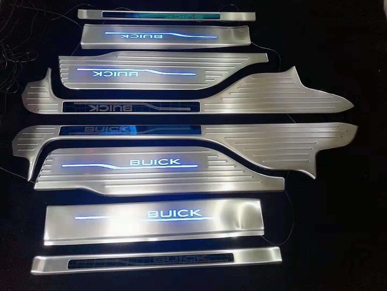 别克GL8专用LED迎宾门槛条