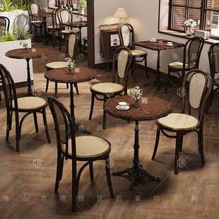 餐桌圆桌咖啡桌椅桌子清吧餐厅实木复古酒吧桌椅实木编藤桌椅组合