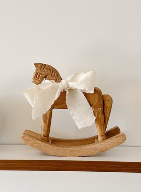 ins摇摇木马摆件创意儿童房实木制办公K室房间桌面装饰品拍照道具