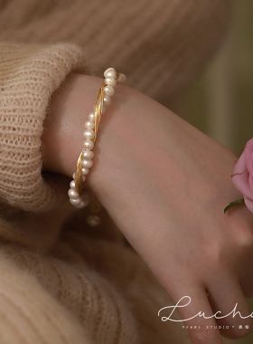 缠绕款淡水珍珠少女心手链ins小众设计高级感闺蜜礼物串珠手串女