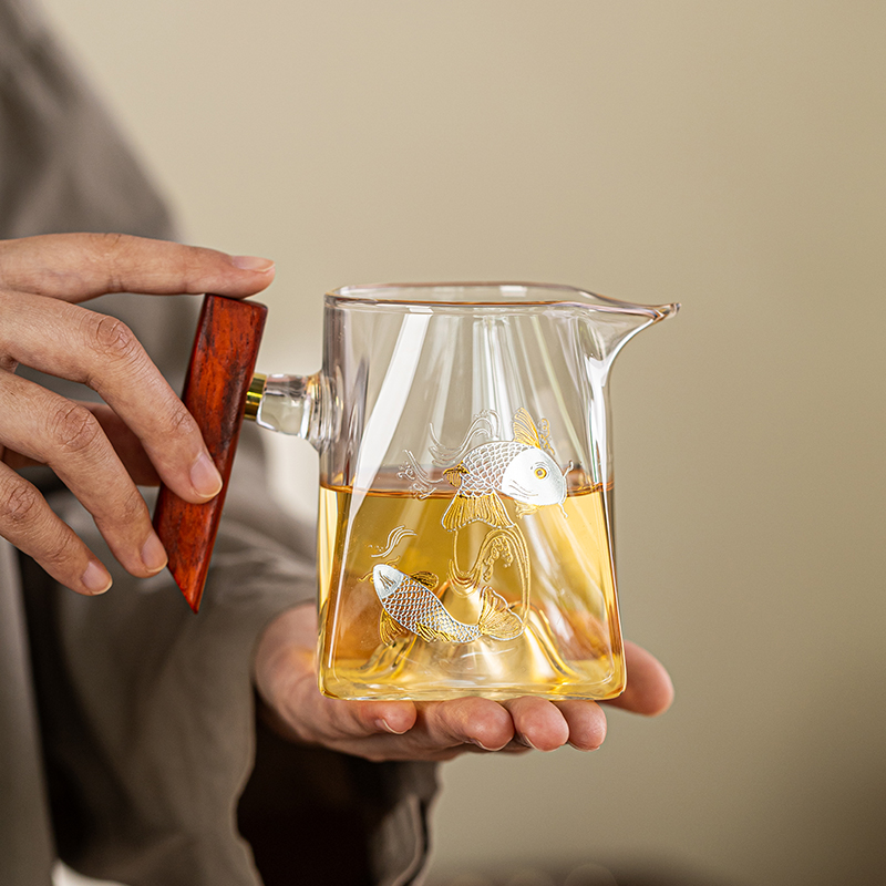 玻璃木把高硼硅耐热玻璃观山公道杯茶海高档创意分茶器分茶杯