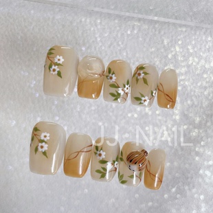 纯手工穿戴甲片拆卸成品美甲贴片手工定制穿戴甲 小肥啾