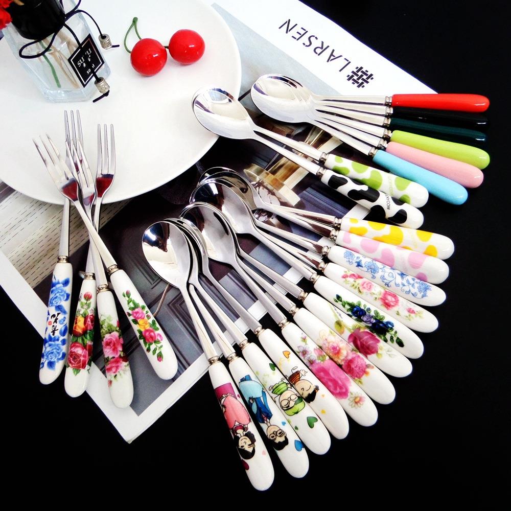 韩式陶瓷柄勺子甜品咖啡搅拌水果叉子勺子创意卡通不锈钢礼品餐具