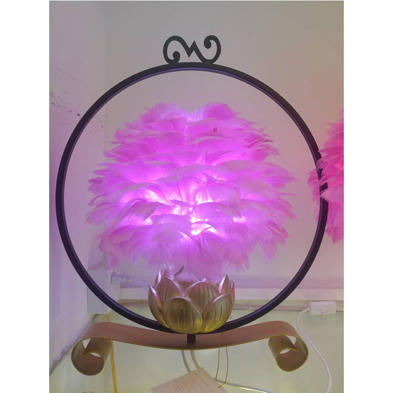 北欧网红鸵鸟羽毛台灯