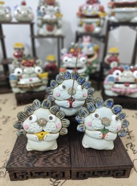 小狮子景德镇纯手捏陶瓷摆件手工线香插复古创意可爱丑萌吉祥狮