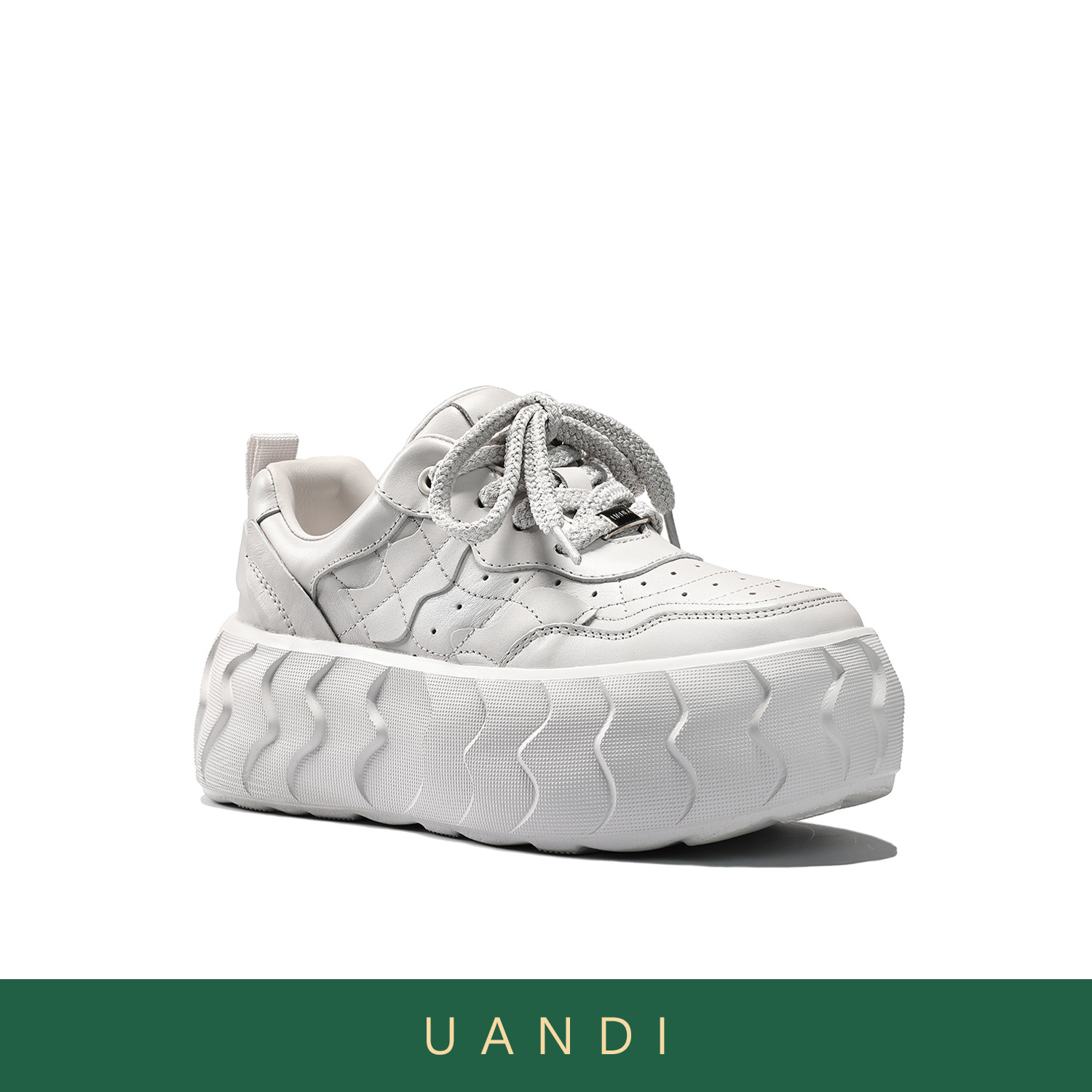 Uandi原创设计26夏季新款真皮运动休闲板鞋百搭女款厚底增高鞋子