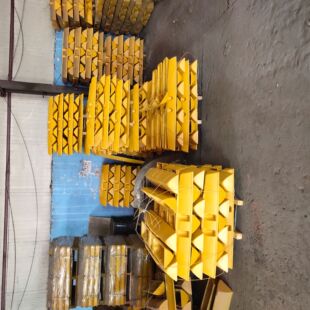 厂家直供应推SD13 160 220推土机甘地湿地履带板 刀角 刀板 链条