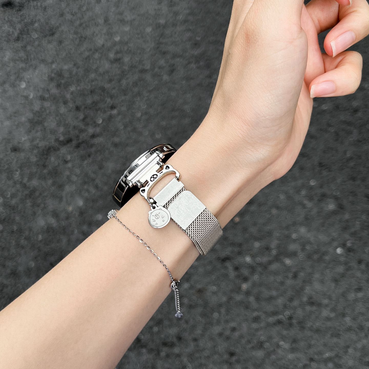 适用GT6华为表带GT4/GT5卡皮巴拉米兰金属磁吸表带watch5pro 46mm