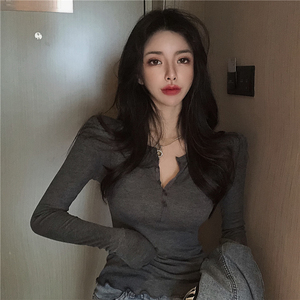 LY 秋季新款女装百搭印花修身显瘦V领百搭性感长袖打底衫女T恤