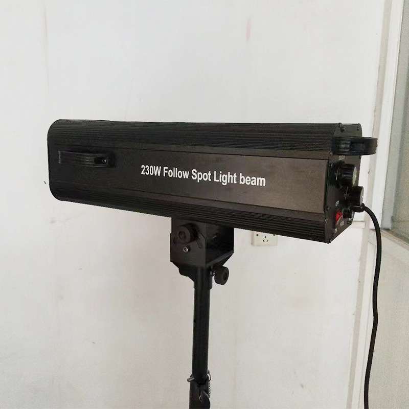 现货舞台230W 7R追光灯RGB 光束效果舞台酒吧灯光航空箱DJ