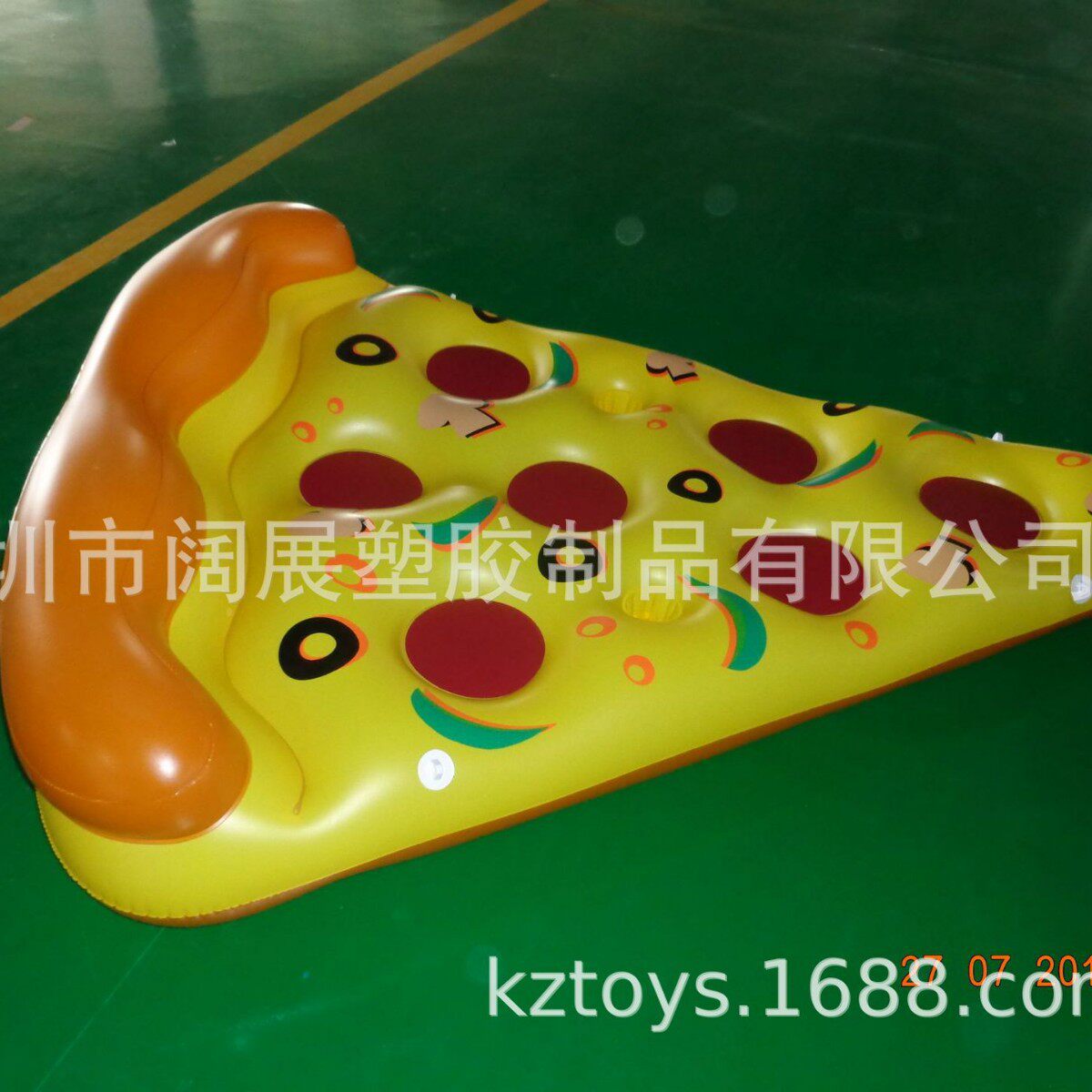 现货批发PVC180*150CM充气披萨浮排 水上充气披萨浮床