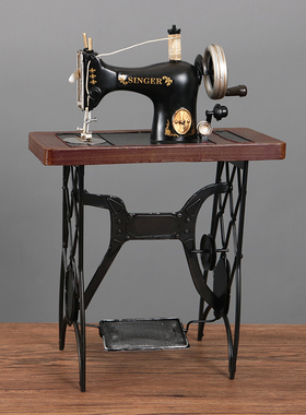 复古怀旧老式创意缝纫机模型仿真摆件拍摄K道具铁艺店铺橱窗装饰