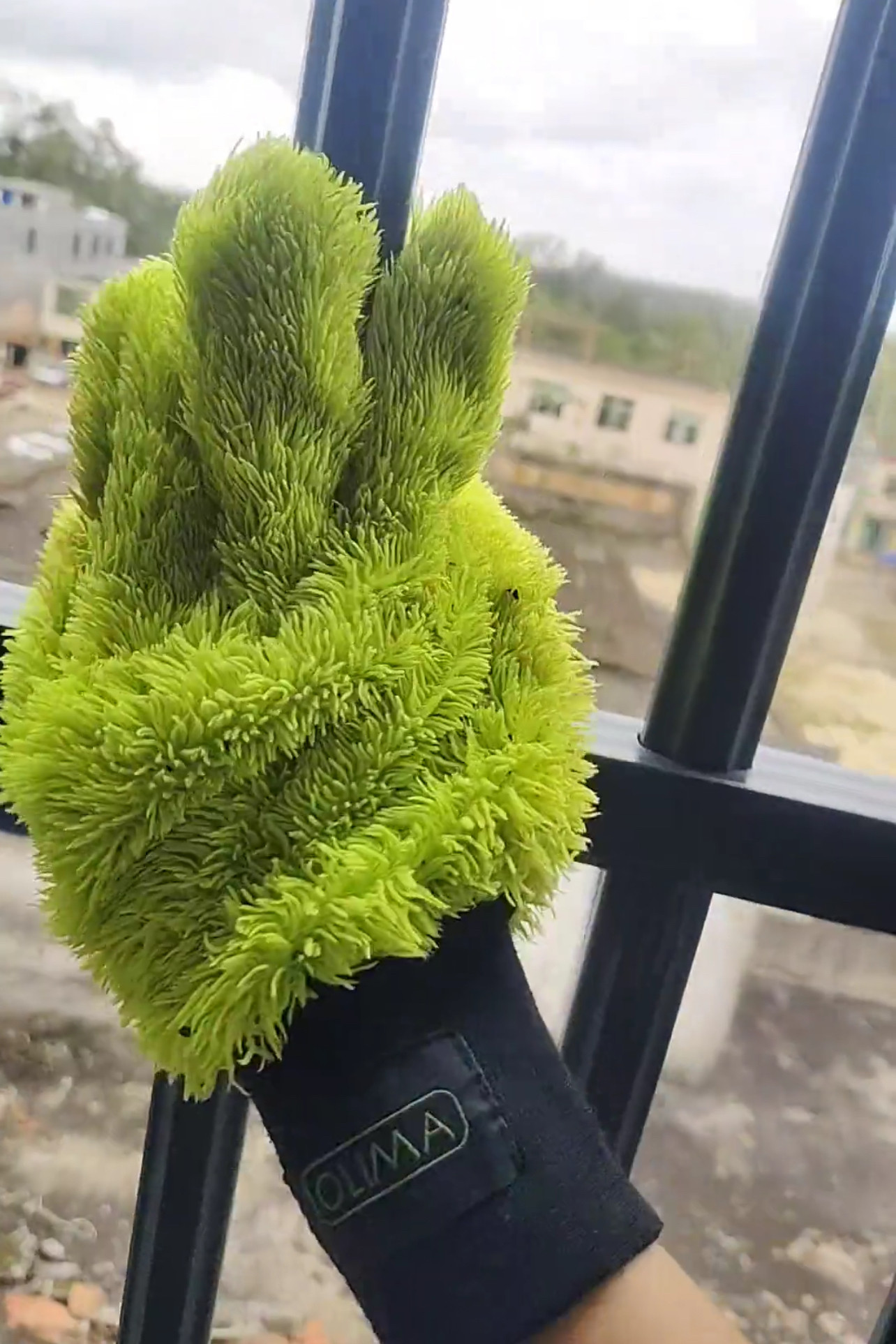五指分指手套清洁毛绒洗车手套擦车打泡沫刷车清洁不伤漆面五指