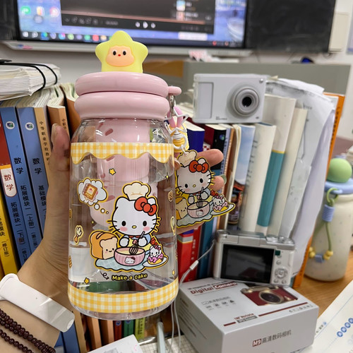 吸管杯塑料水杯带提绳可爱小猫咪卡通吊饰儿童可装开水耐高温