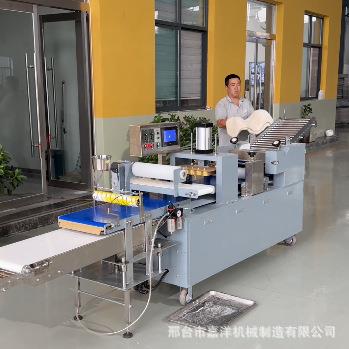 全自动烩面片成型机商用仿手工烩面坯机河南特色手工拉面自动叠片