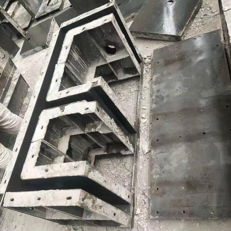 赫润新品电缆槽塑料模具 水泥预制电缆槽模具高铁电缆槽模具