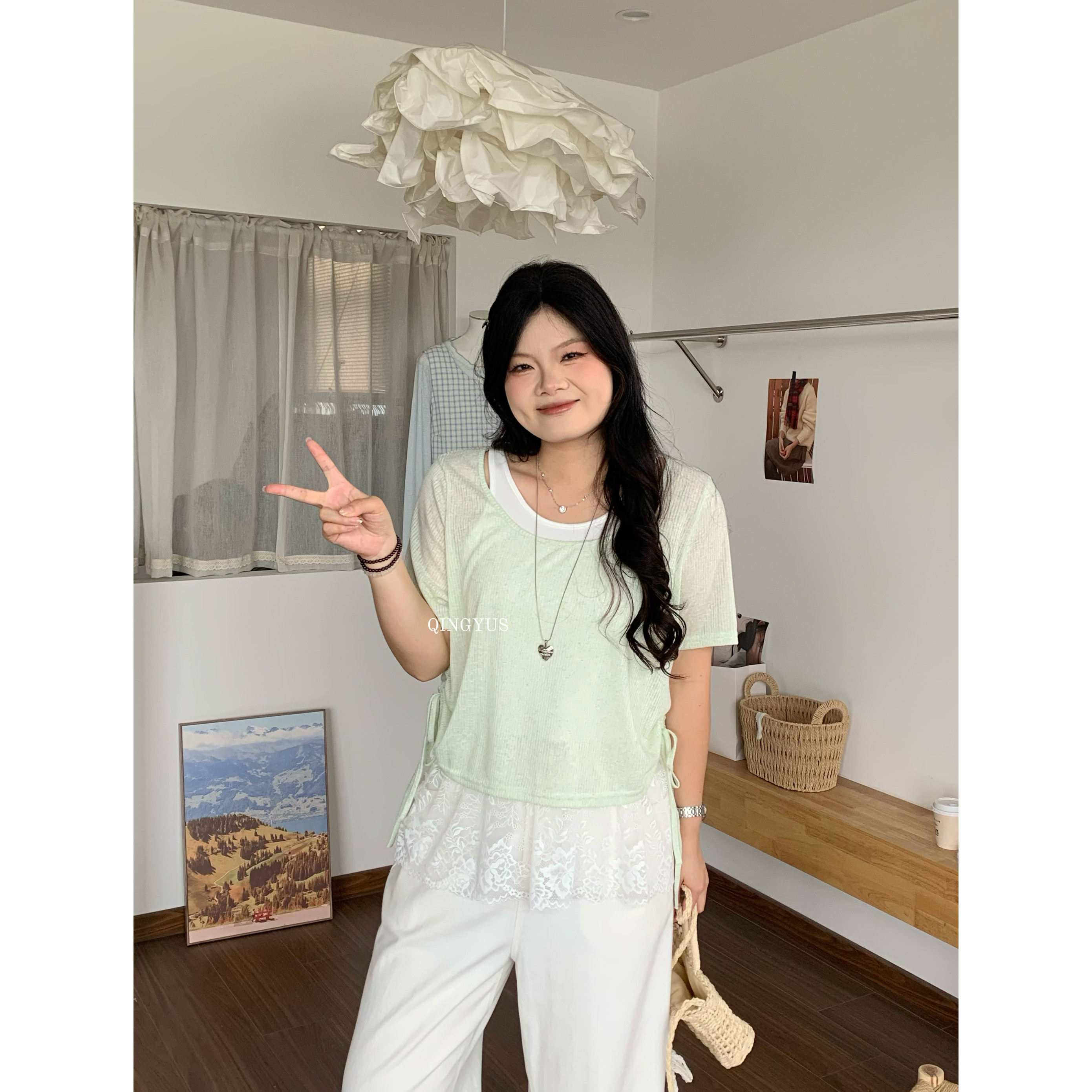 青屿衫-微胖大码韩系设计感抽绳罩衫背心蕾丝拼接正肩真两件T恤女