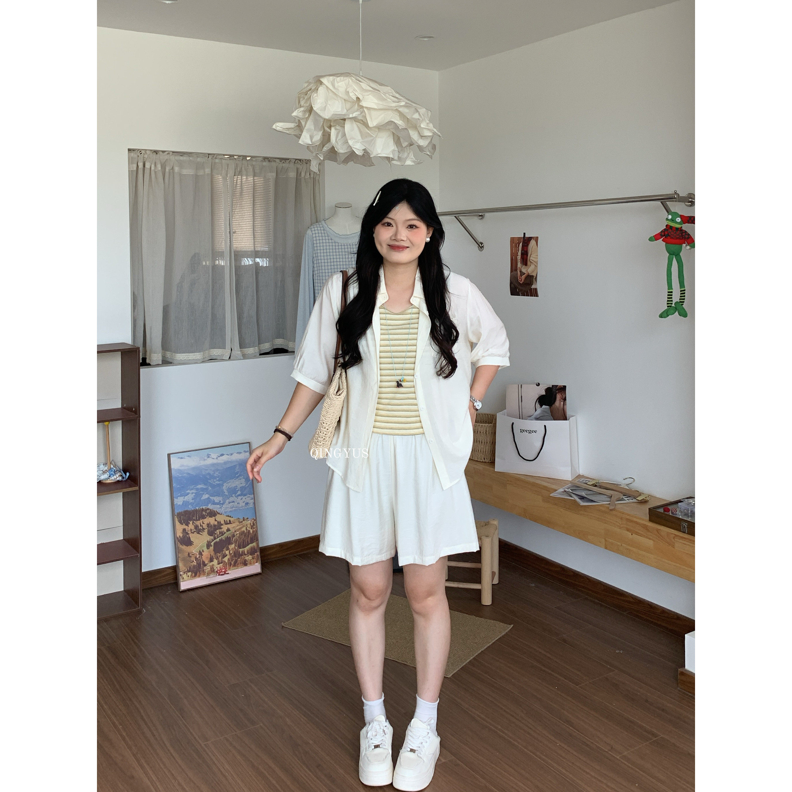 青屿衫-微胖夏季大码韩系松弛感条纹吊带防晒衬衫阔腿短裤三件套