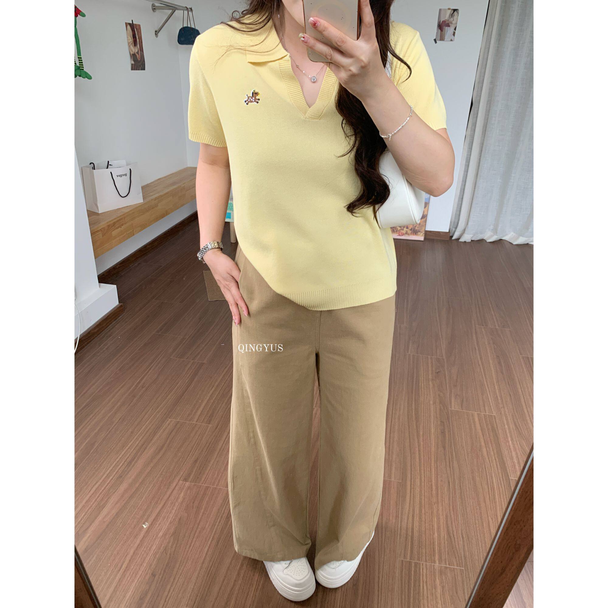 青屿衫-微胖夏季大码韩系甜美polo领卡通小马刺绣冰丝短袖针织衫