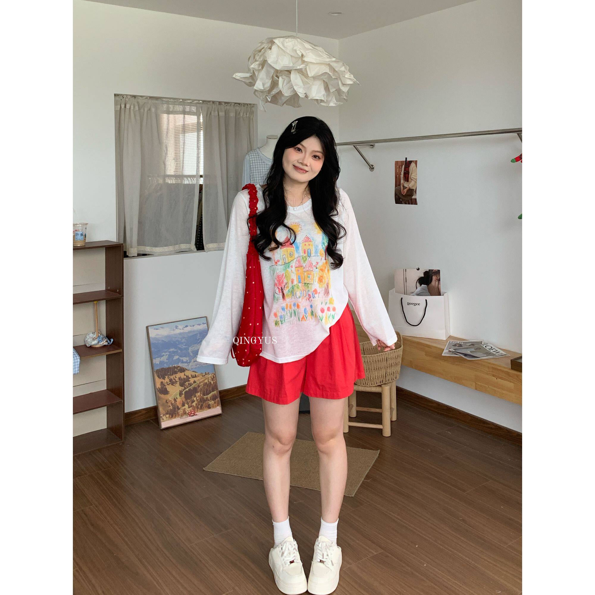 青屿衫-微胖夏季大码韩系减龄手绘涂鸦印花轻薄防晒长袖罩衫T恤女