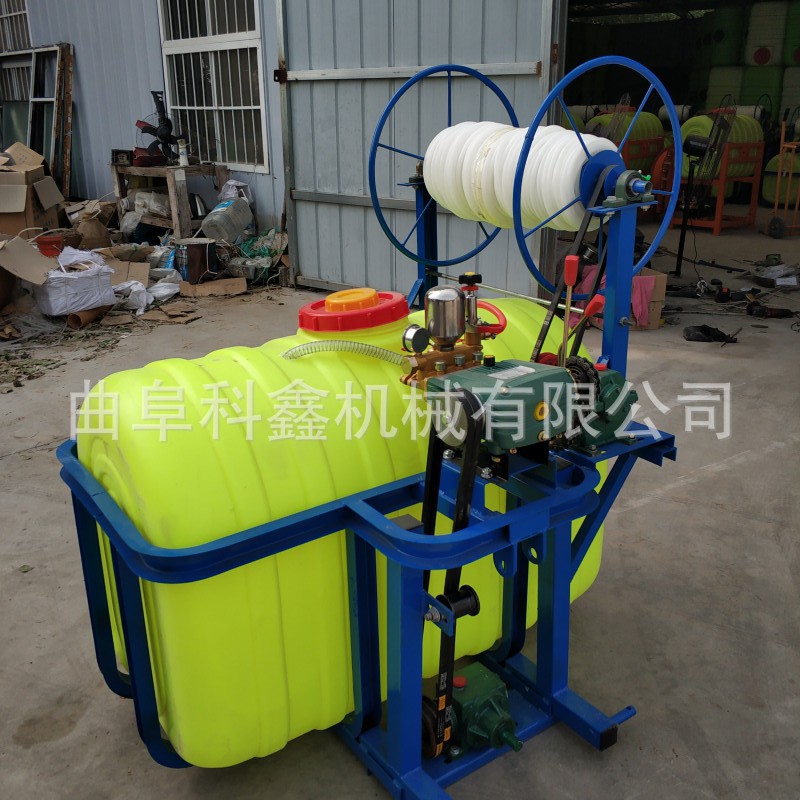 四轮后悬挂打药机 加长自动绕管喷雾器 宽幅喷杆大面积喷洒喷药机