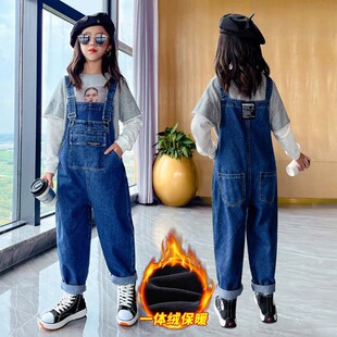 早阳童2022冬季一体绒新款洋气时尚加绒韩范宽松牛仔背带裤女童潮