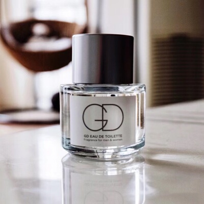 MOONSHOT香水GD联名莱姗权志龙