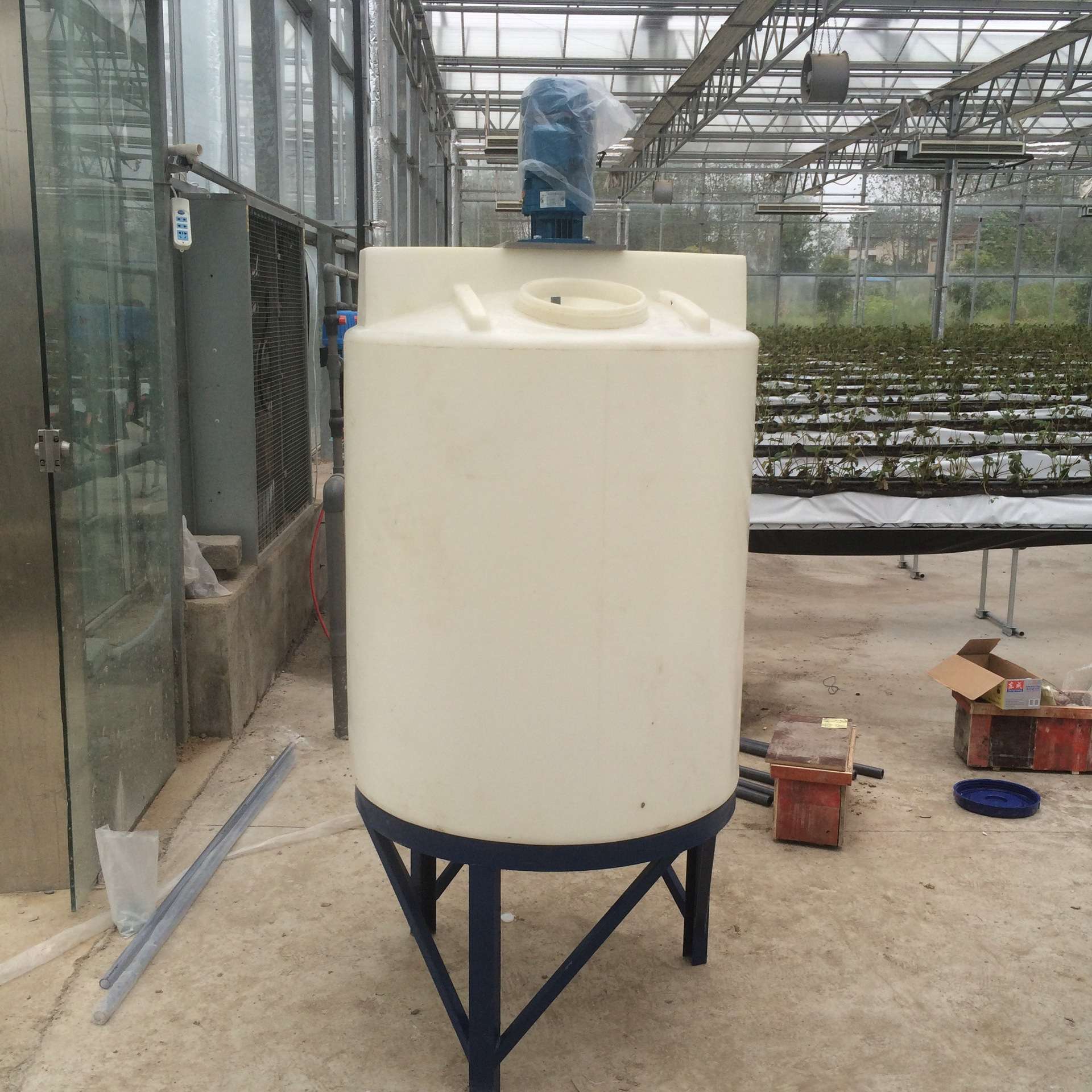 锥底加药搅拌桶塑料加药箱化工药剂桶水肥处理污水处理装置
