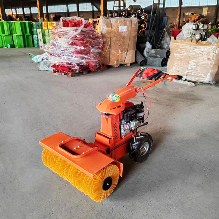 扫雪机小型抛雪机除雪车道路清扫机滚刷式蛟龙式扫雪机