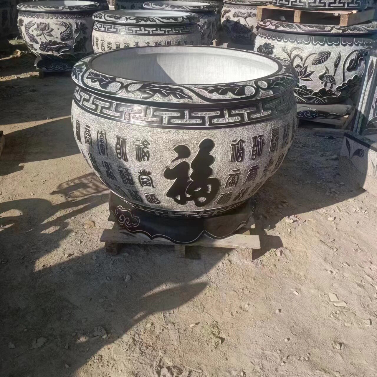 仿古青石户外鱼缸花盆