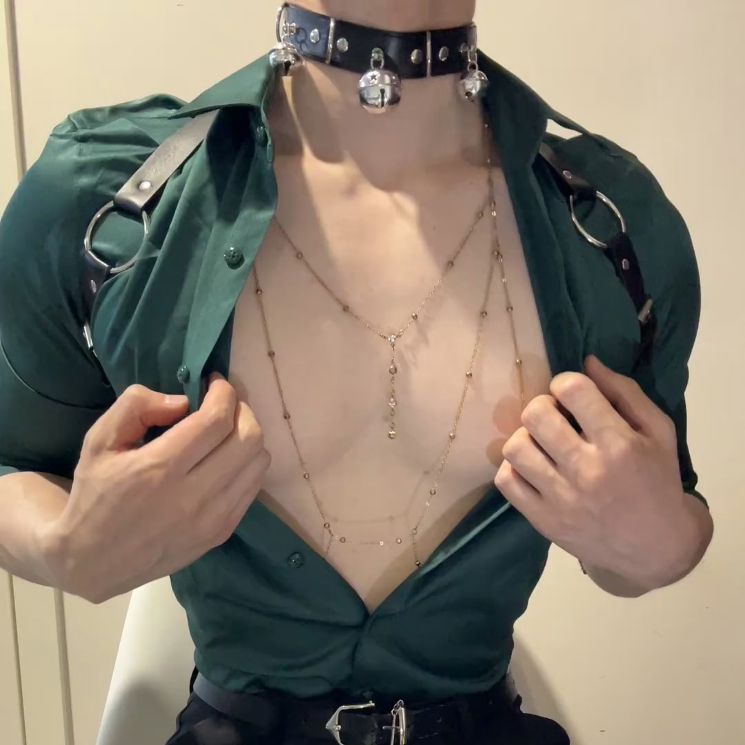 小红书早点睡男网红同款背带项圈身体链胸链高赞同款情侣约会神器
