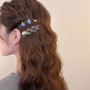 爱心撞色侧边夹高级感发夹女2025新款前额一字碎发刘海夹发卡头饰