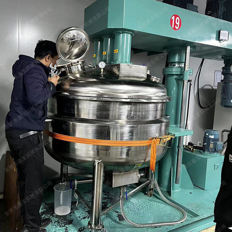 500L三轴真空消泡搅拌机