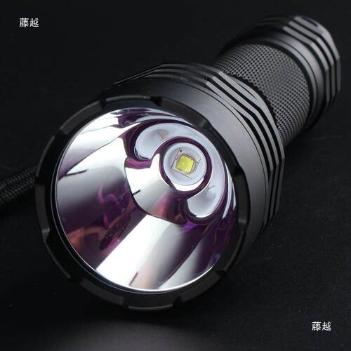 Convoy C8+黑 luminus sst40，紫铜DTP板，4档，温控【不含电池】