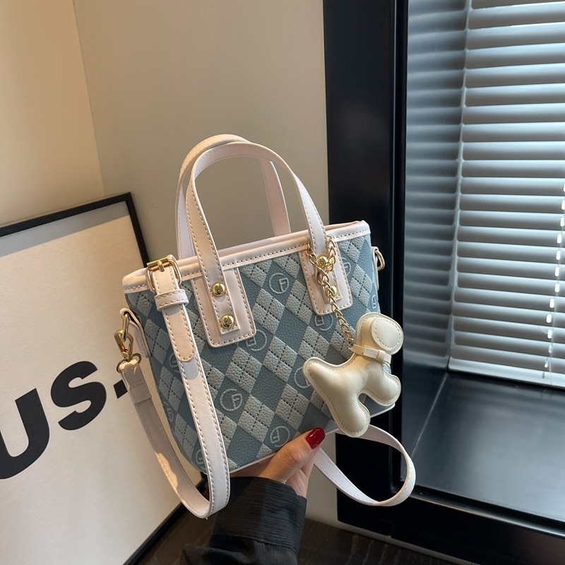 小众拼色菱格手提包包女2024新款简约潮时尚水桶包休闲百搭斜挎包