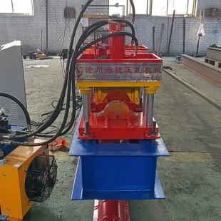 海驰机械现货销售屋脊瓦 仿古建筑屋顶脊瓦成型机 彩钢压瓦机