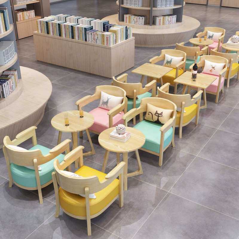 咖啡厅桌椅奶茶甜品店休闲接待洽谈会客实木沙发组合全实木商用款