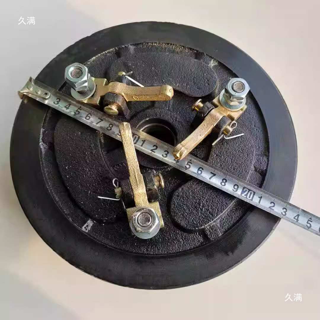 农用车离合器总成离合片分离器时风五征三轮车四轮拖拉机配套离合