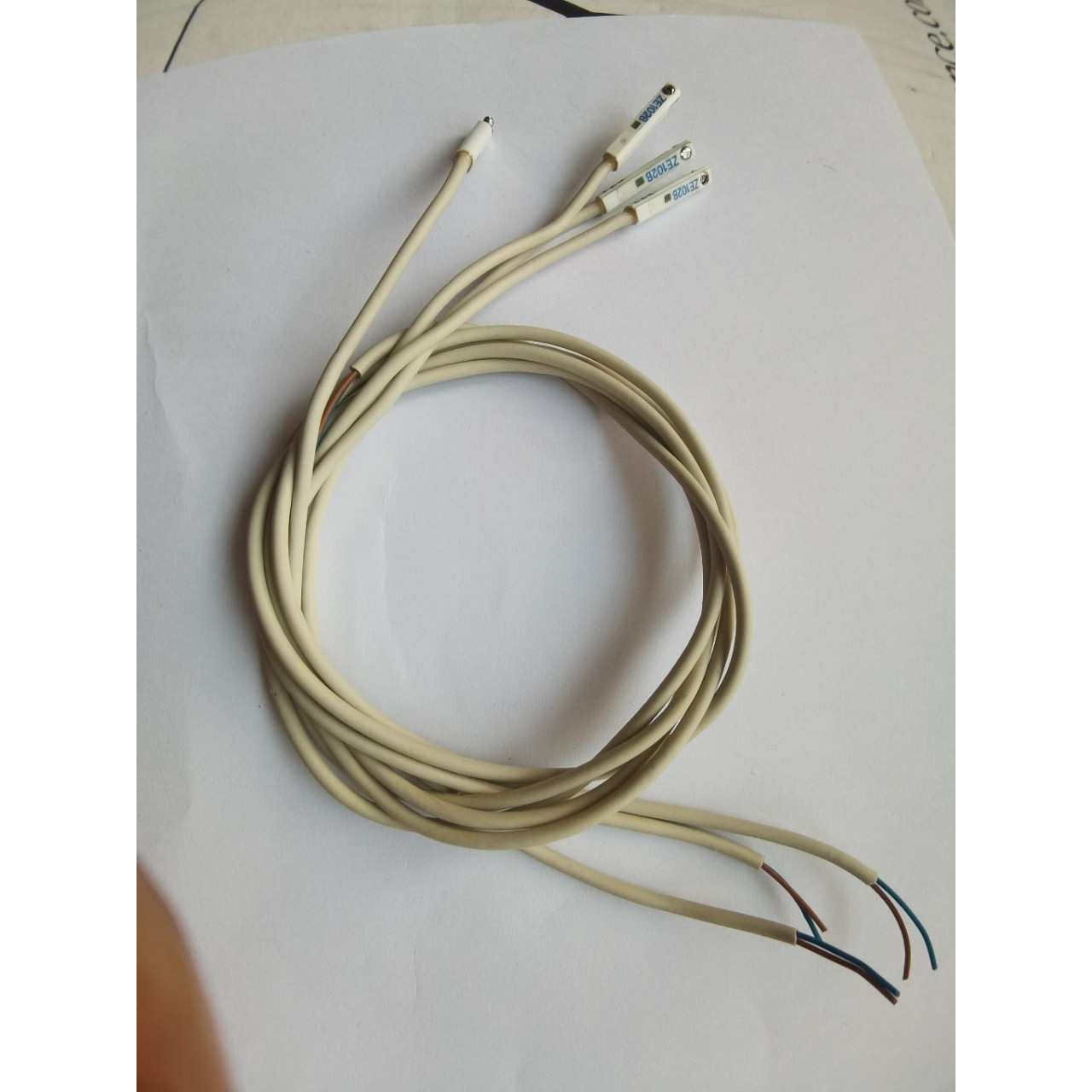 汽缸磁性开关 小金井 ZE102B