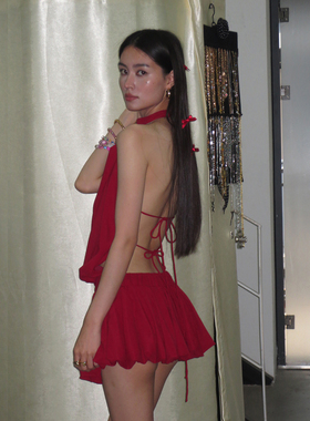 ARCHEDMOON红色挂脖露背辣妹无袖连衣裙设计感小众花苞短裙子女夏