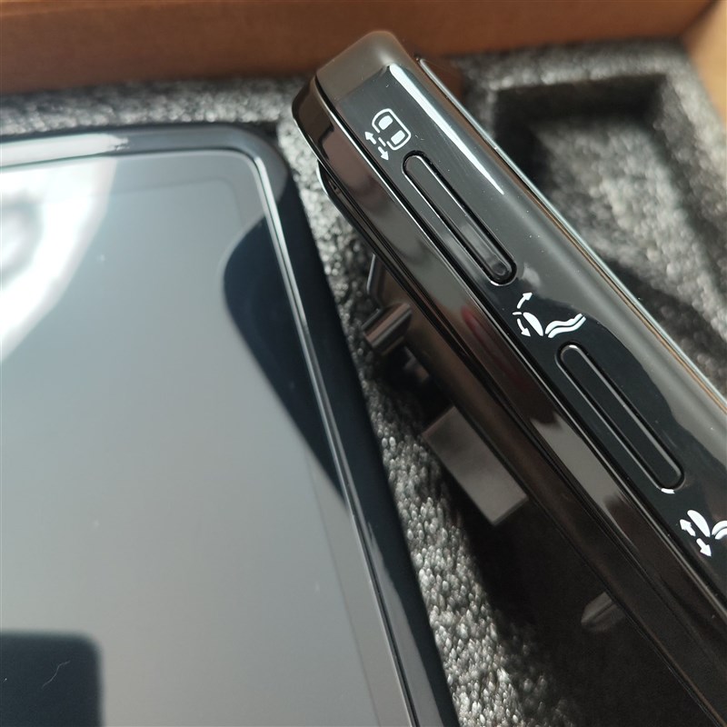 腾势D9二中排座椅屏幕q按键总成老2223款实体物理座椅调节中门开