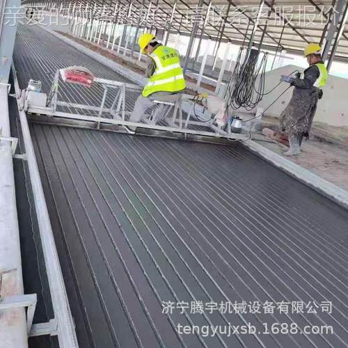 供应浇轨道式混牛场拉槽 机 现泥土路面开槽643机牛舍地面开槽机