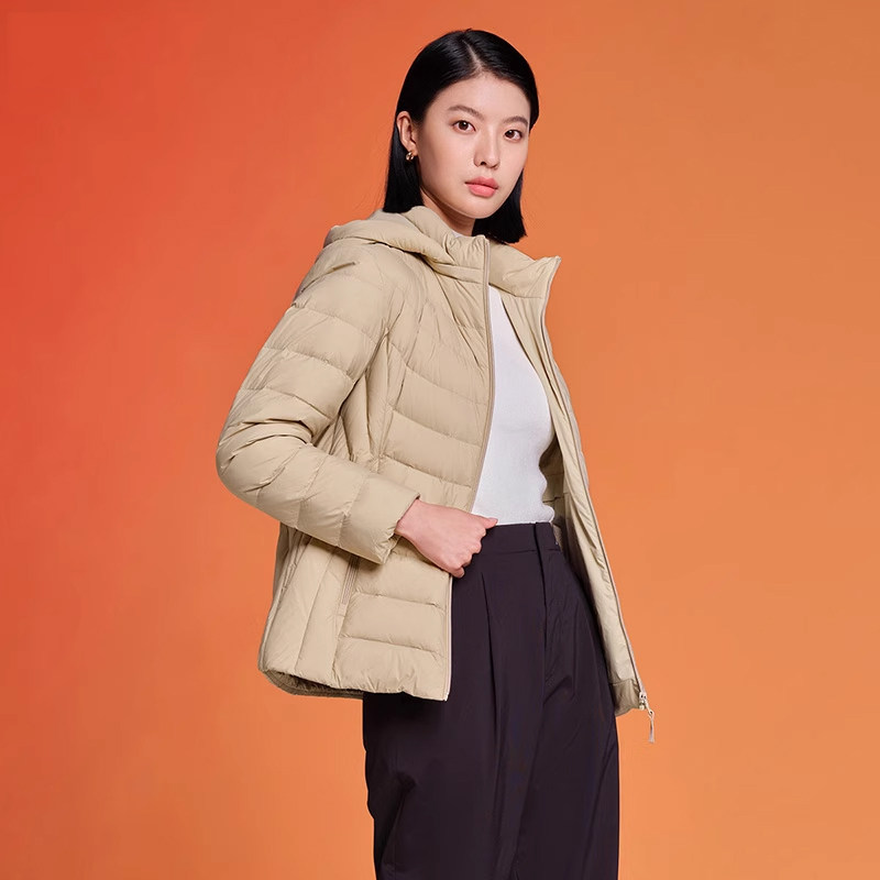 【火山岩科技面料】坦博尔秋季轻薄羽绒服女中老年妈妈款保暖外套