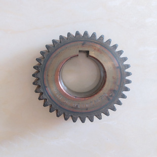 厂家供应清花纺机配件纺织配件 900减速机齿轮35T齿轮