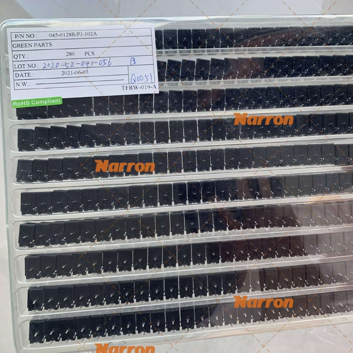 CUI Devices 电源  SDM65-18-U-P5