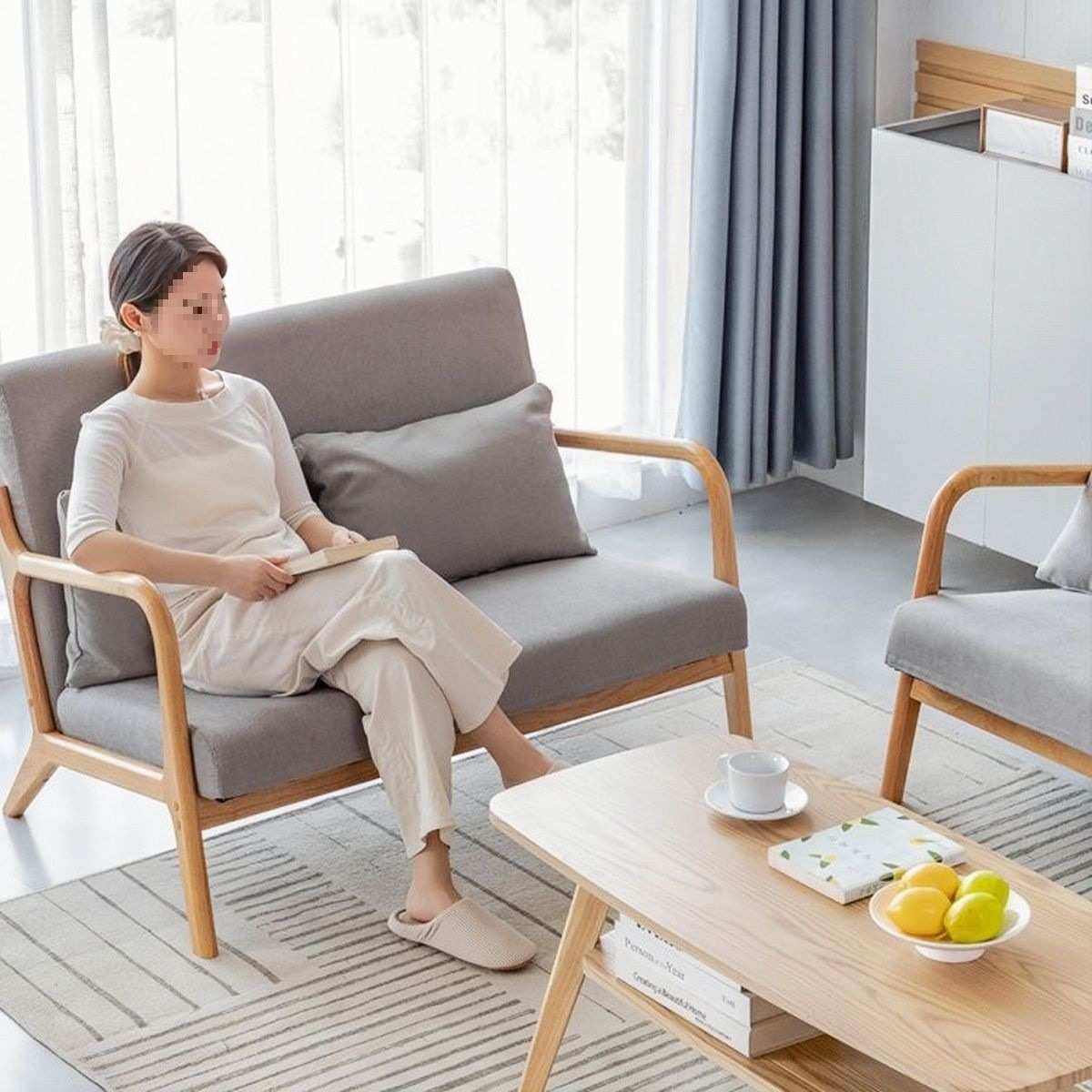 现代简约北欧布艺休闲可拆洗单人沙发小户型客厅阳台实木桌椅组合