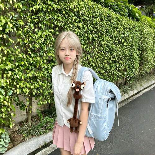 包包挂件长脖子玩偶背包挂件稀奇古怪的可爱配件十二生肖搞怪挂饰