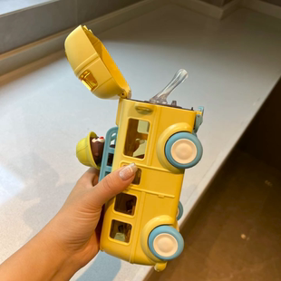 宝宝巴士儿童吸管杯小汽车水壶上学专用幼儿园夏季卡通玩具水杯